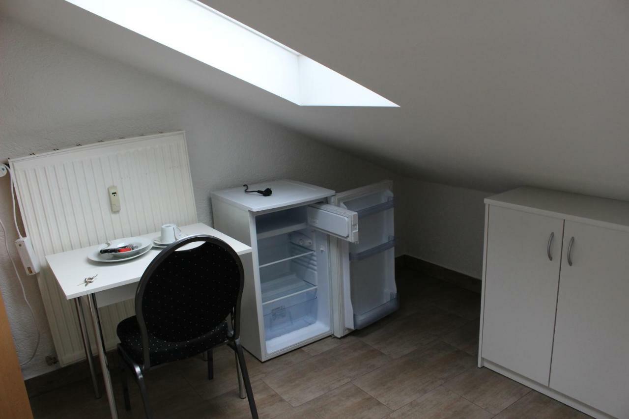 Zv-Scholtz Gaestehaus Neuoetting Simbacher Strasse 7 Zewnętrze zdjęcie
