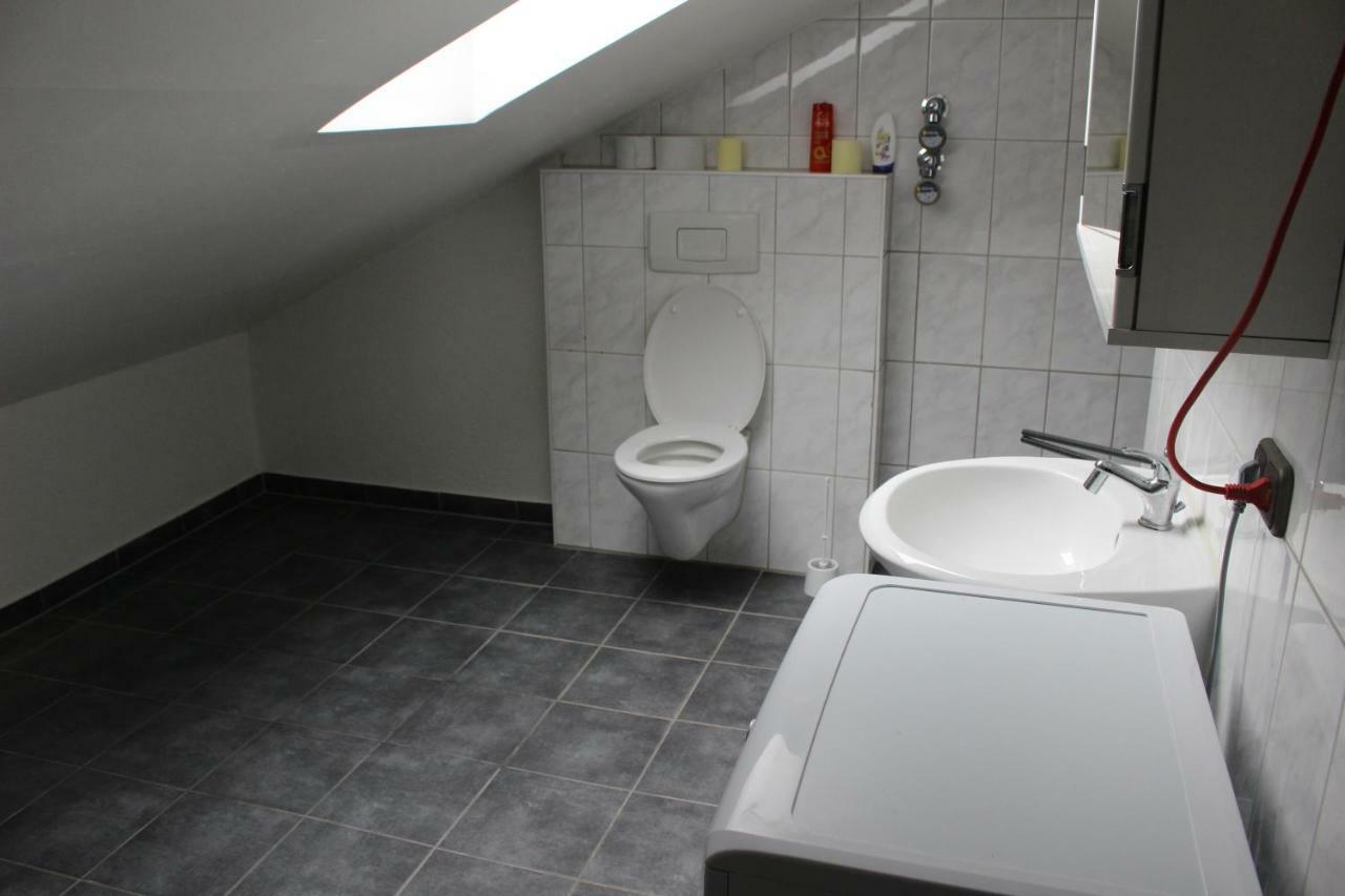 Zv-Scholtz Gaestehaus Neuoetting Simbacher Strasse 7 Zewnętrze zdjęcie