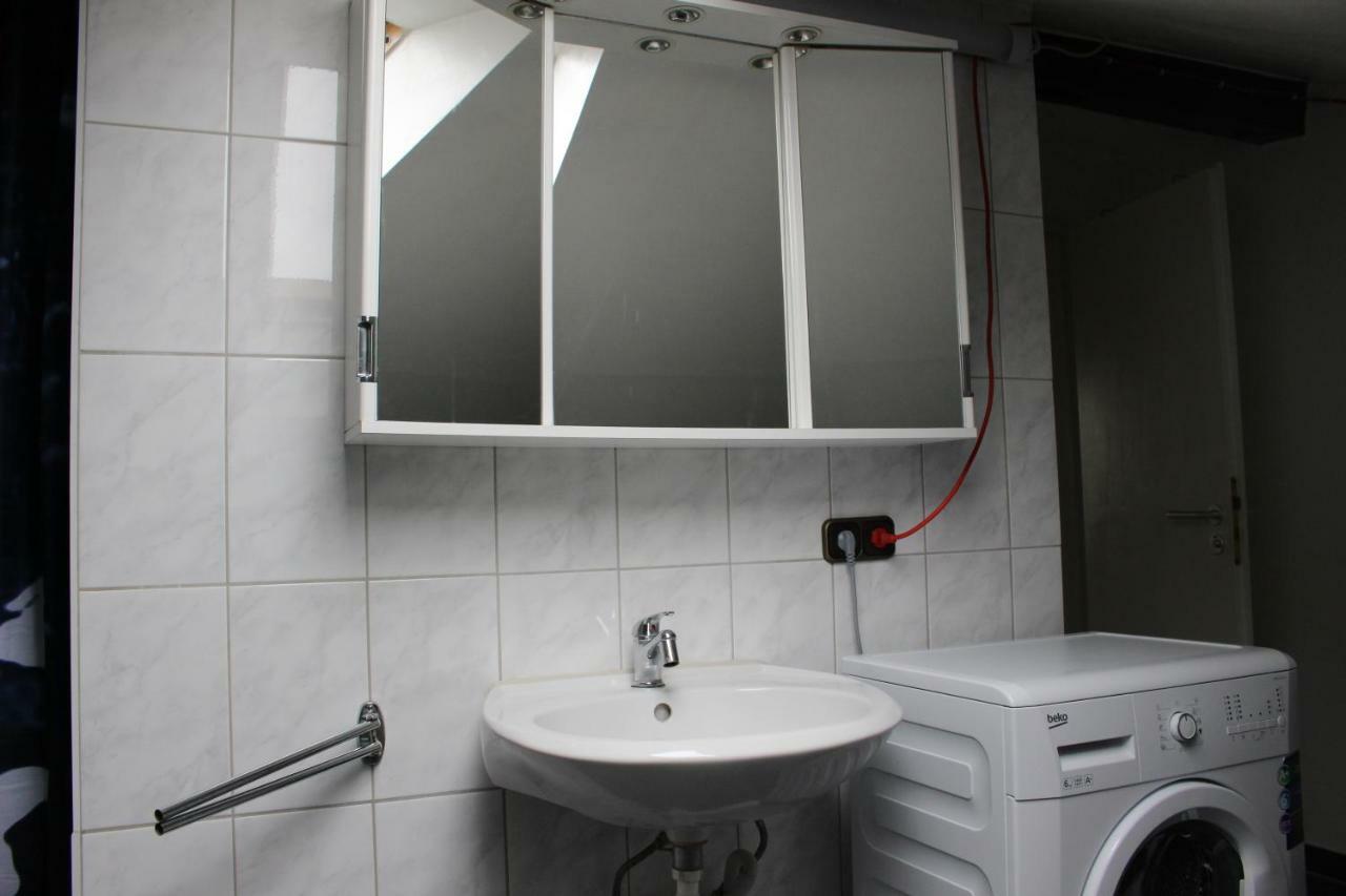Zv-Scholtz Gaestehaus Neuoetting Simbacher Strasse 7 Zewnętrze zdjęcie